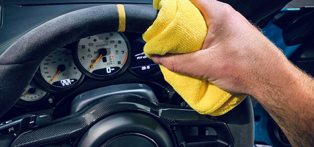 5 conseils pour nettoyer son volant de voiture - Wash