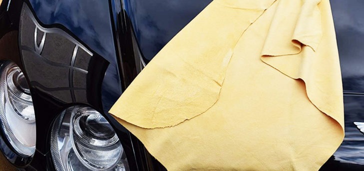 Peau de chamois : plus efficace que la microfibre pour le séchage en